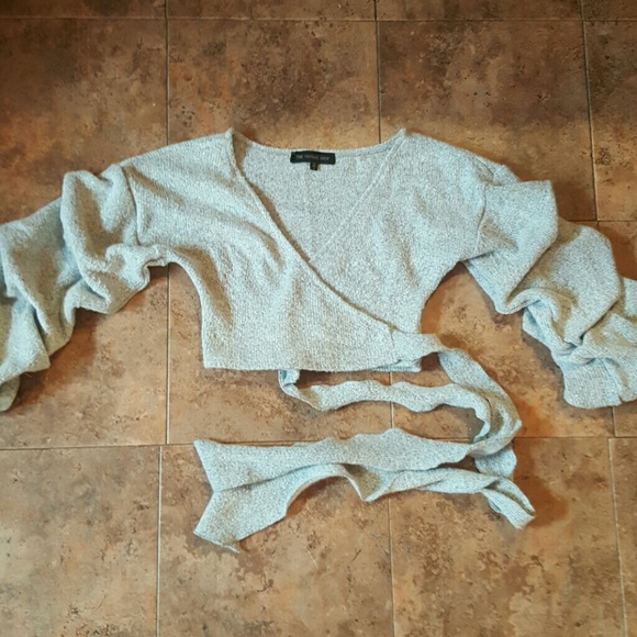 Grey crop top size small - Picture 4 of 5